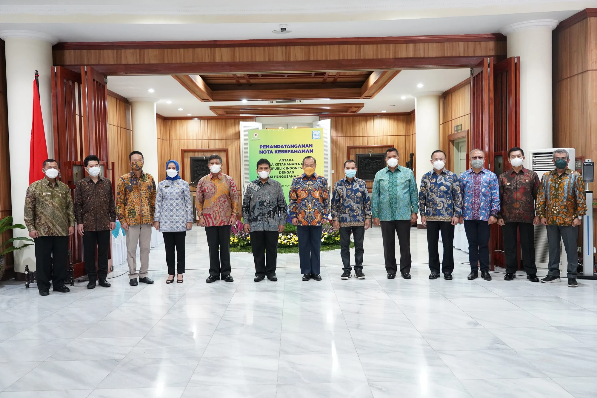 LAPORAN TAHUNAN APINDO Provinsi Nusa Tenggara Barat 2021